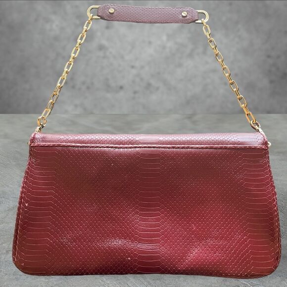Tory Burch Burgundy Shoulder Bag with Gold Accents - Picture 11 of 16